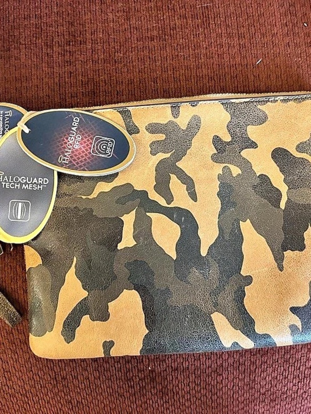 GILI Holographic Camo Cosmetic Pouch in Brown & Green Like New